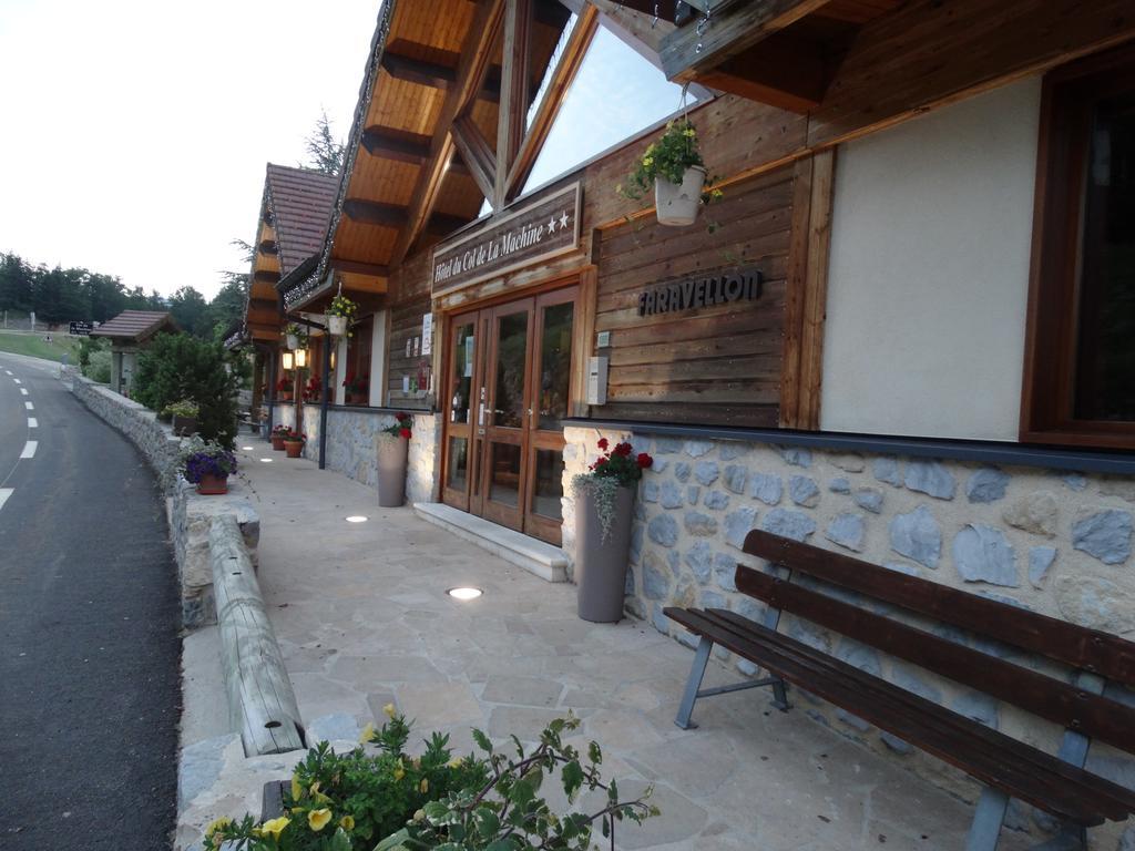 Hotel Du Col De La Machine Saint-Jean-en-Royans Exterior foto